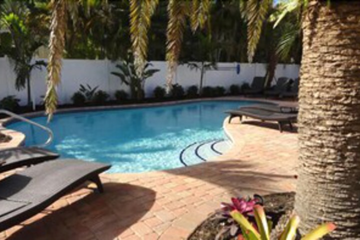 Pool 15 of 32