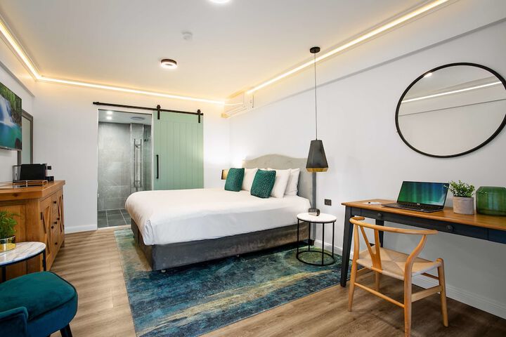 Room 29 of 89