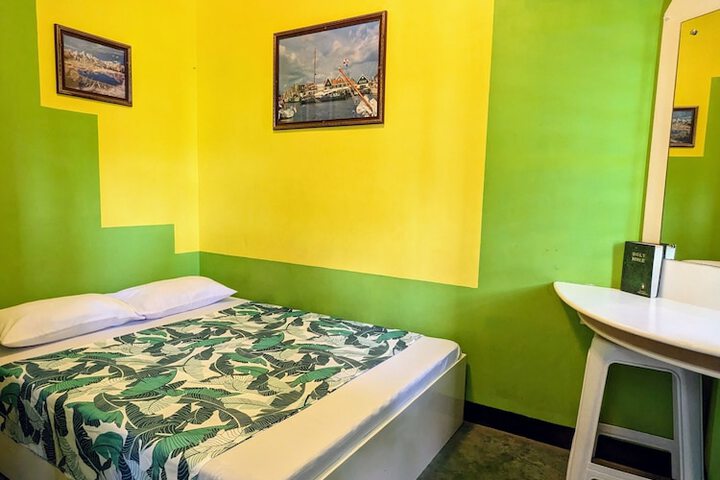 Room 13 of 51