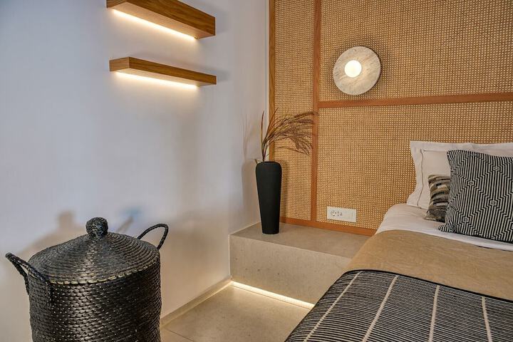 Room 41 of 190