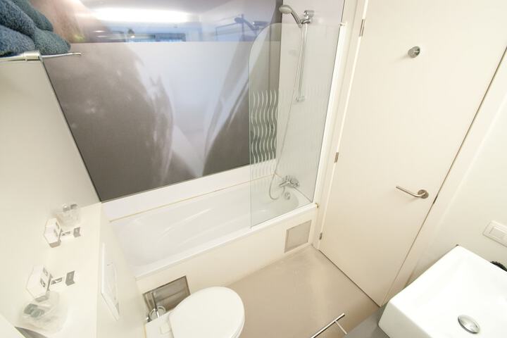 Clean Restrooms