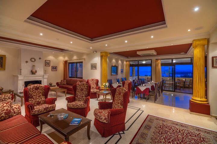 Hotel Interior 10 of 117