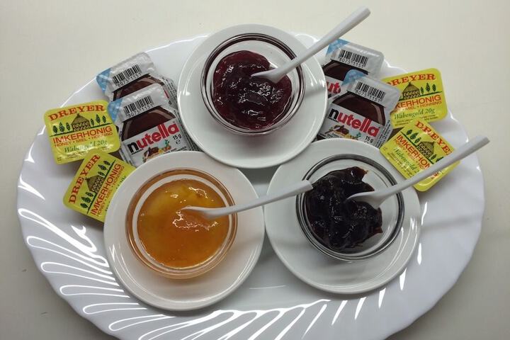 Dining 60 of 65