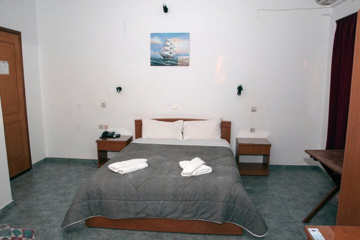 Room 10 of 47