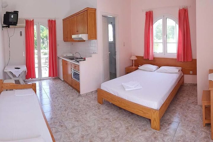 Room 2 of 16