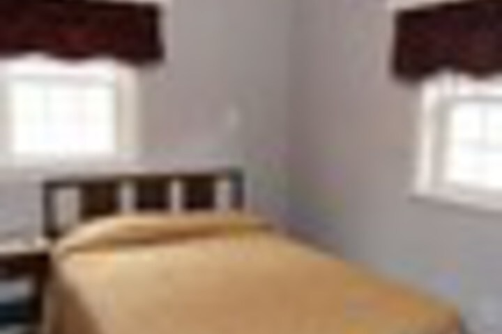 Room 104 of 345