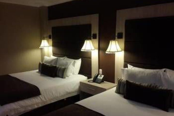 Room 18 of 32