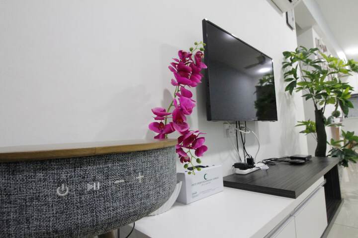 Room 15 of 36