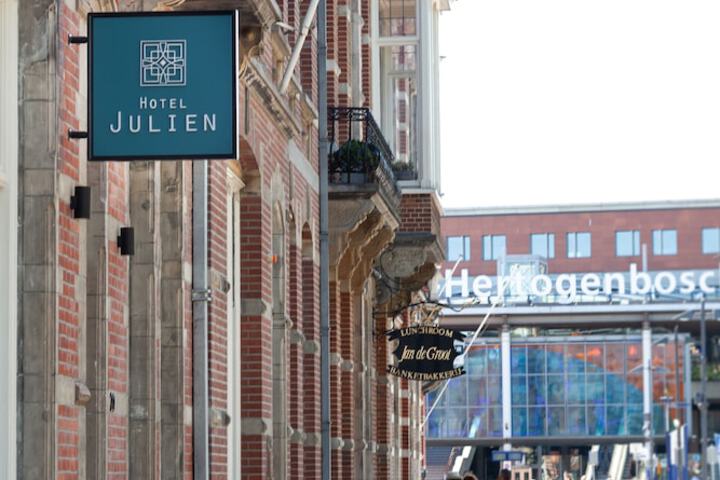 Hotel Julien
