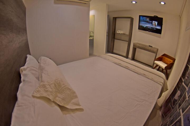 Room 20 of 35