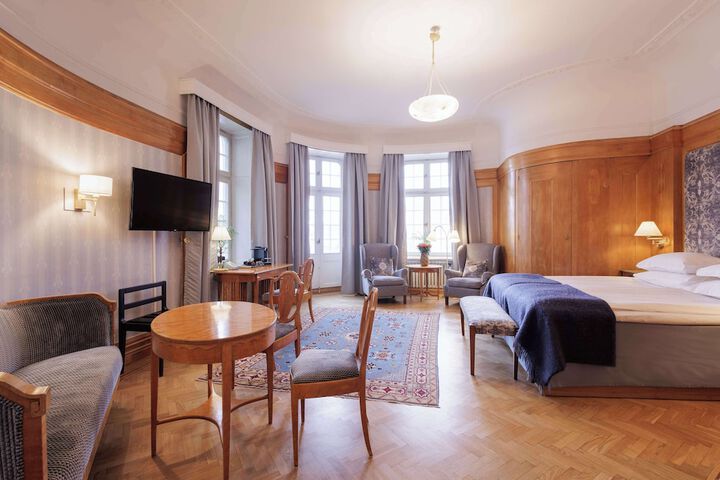 Room 34 of 75