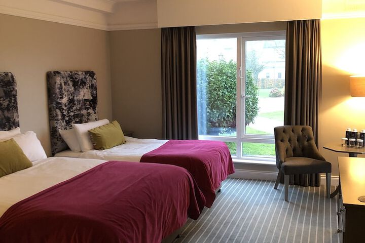 Room 15 of 34
