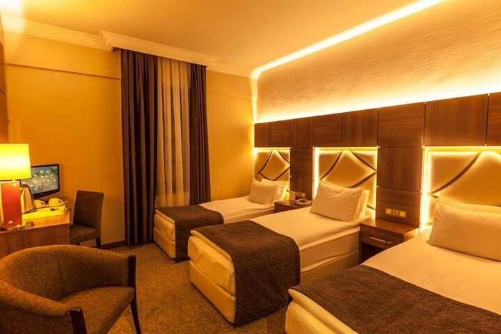 Room 17 of 54