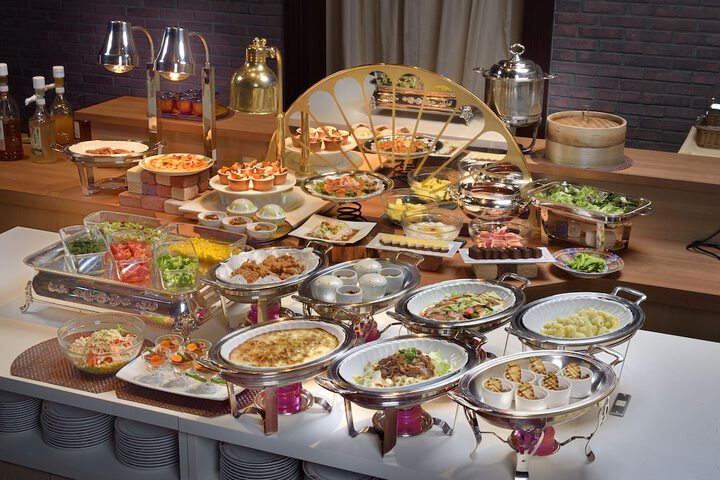 Dining Photos