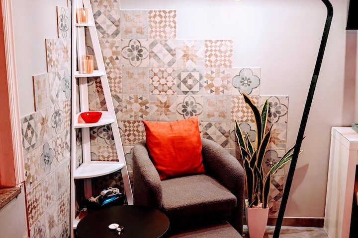 Room 18 of 46