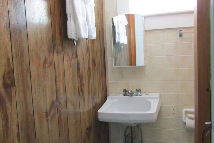 Room 175 of 219