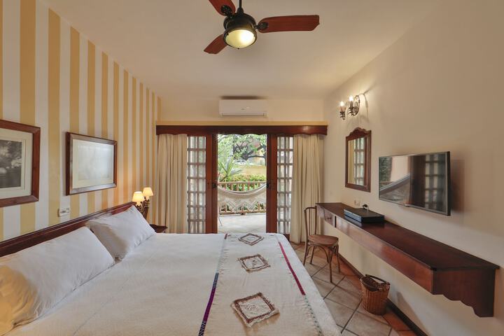 Room 15 of 81