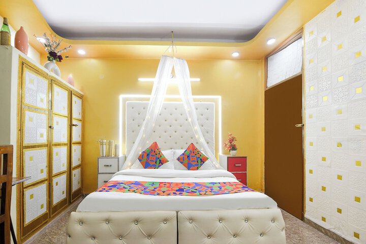 Room 14 of 34