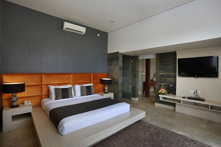 Room 7 of 55