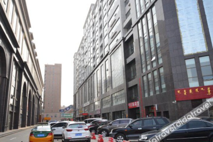 New Silk Road Business Hotel