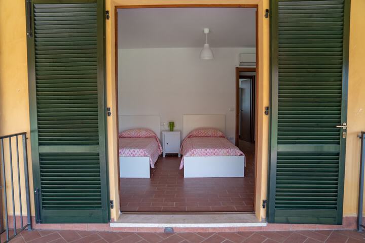 Room 19 of 87