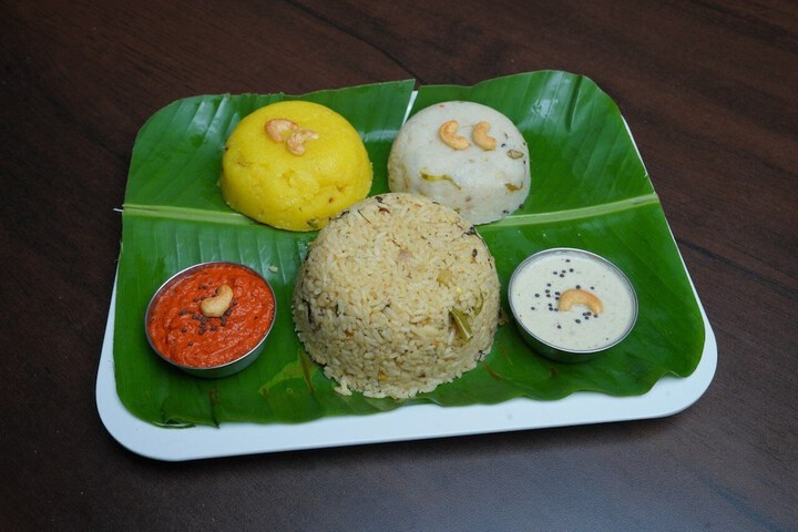 Dining 2 of 7