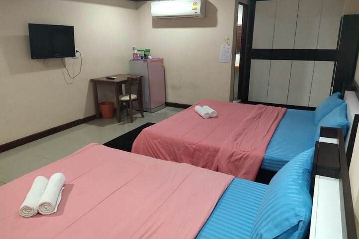 Room 15 of 24