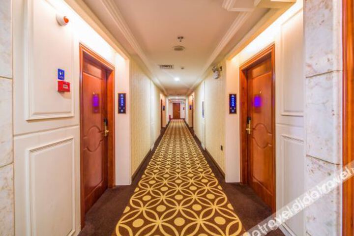 Hotel Interior 7 of 25