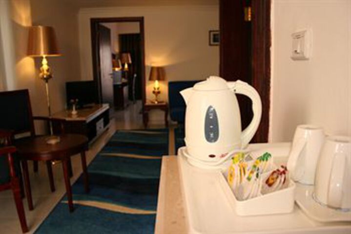 Room 34 of 49