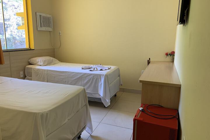 Room 5 of 20
