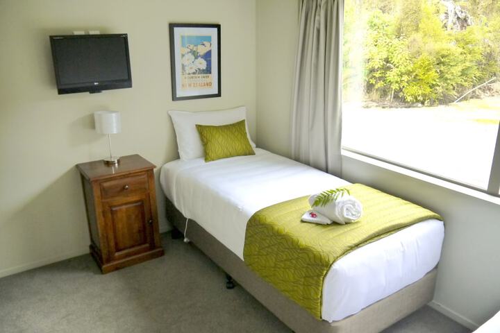 Room 7 of 29
