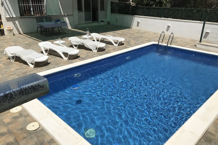 Pool 31 of 47