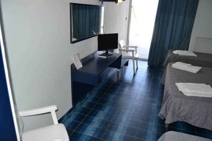 Room 29 of 50