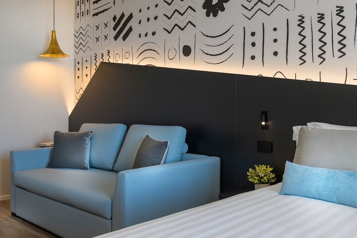 Room 21 of 85