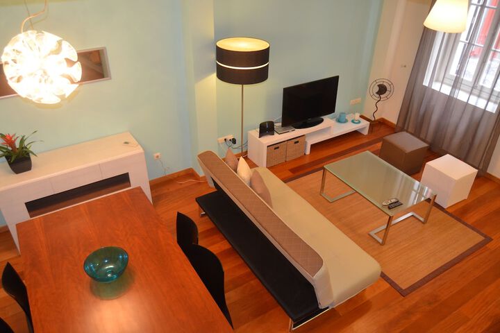 Room 21 of 76