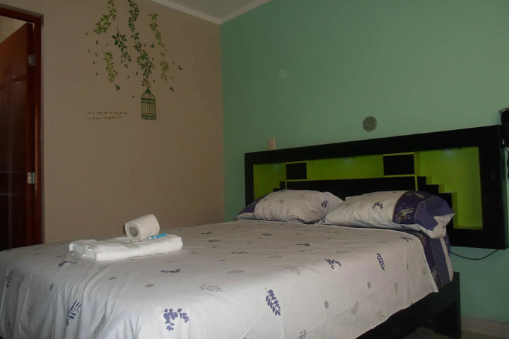 Room 2 of 7