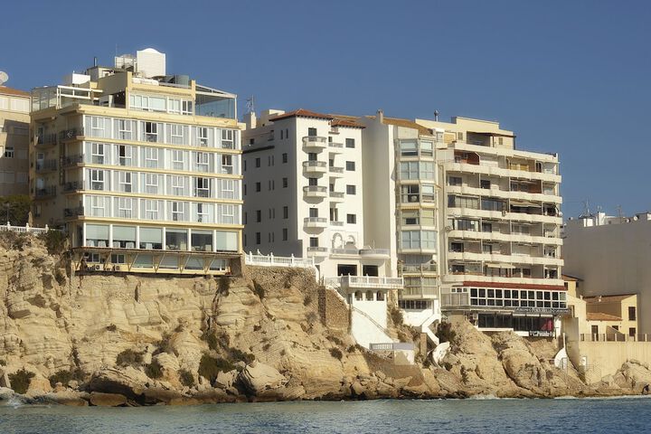 Hotel Entry
