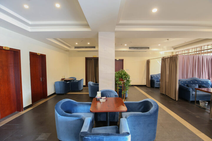 Bandao Business Hotel