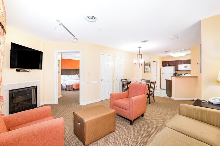 Room 9 of 91