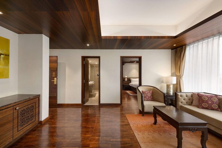 Room 37 of 120