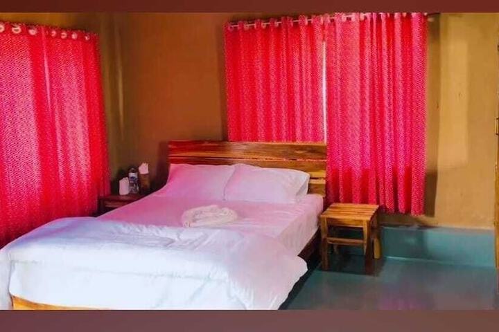 Room 20 of 100
