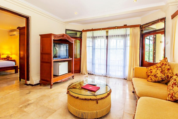 Room 4 of 41