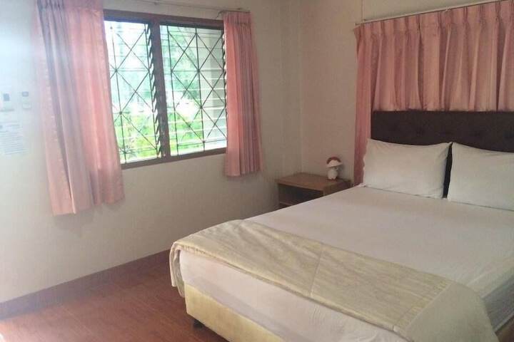 Room 16 of 21