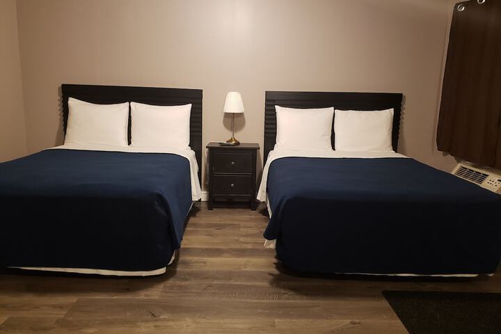 Room 15 of 28