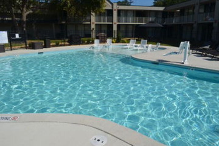 Pool 40 of 42