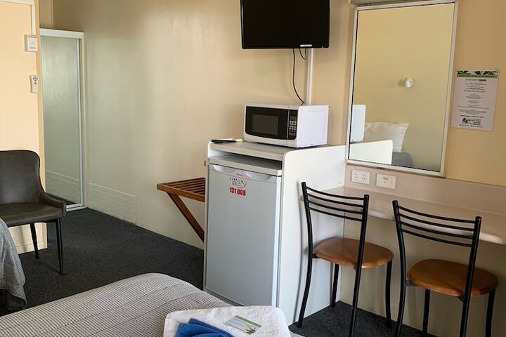 Room 25 of 58