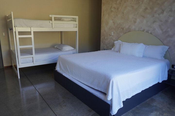 Room 16 of 47