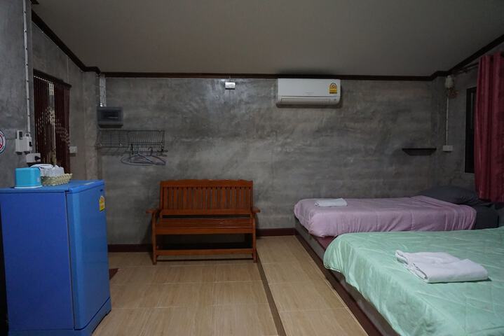 Room 38 of 62