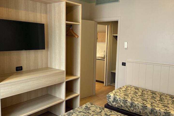 Room 21 of 88