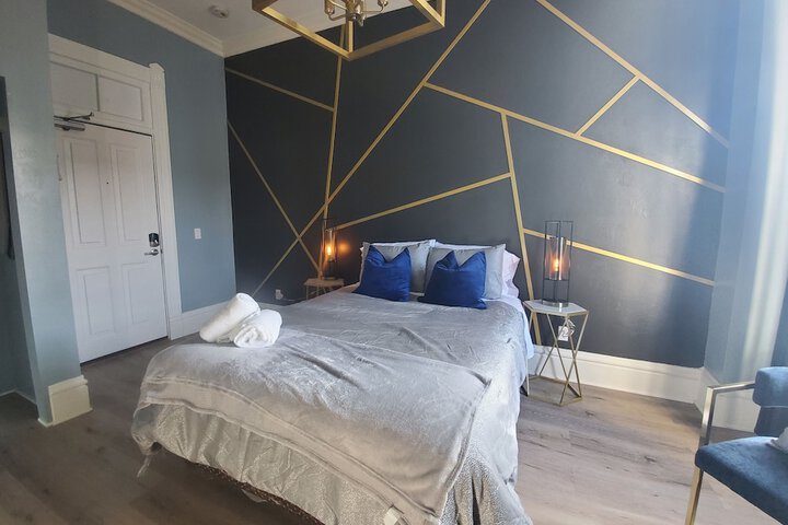 Room 90 of 181